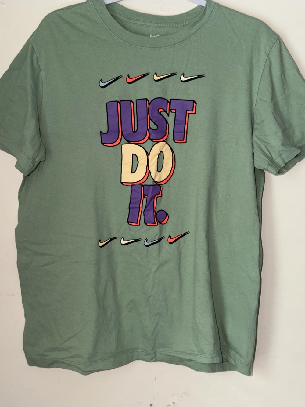 Nike Sage Green 'Just Do It.' Graphic Short Sleeve Tee